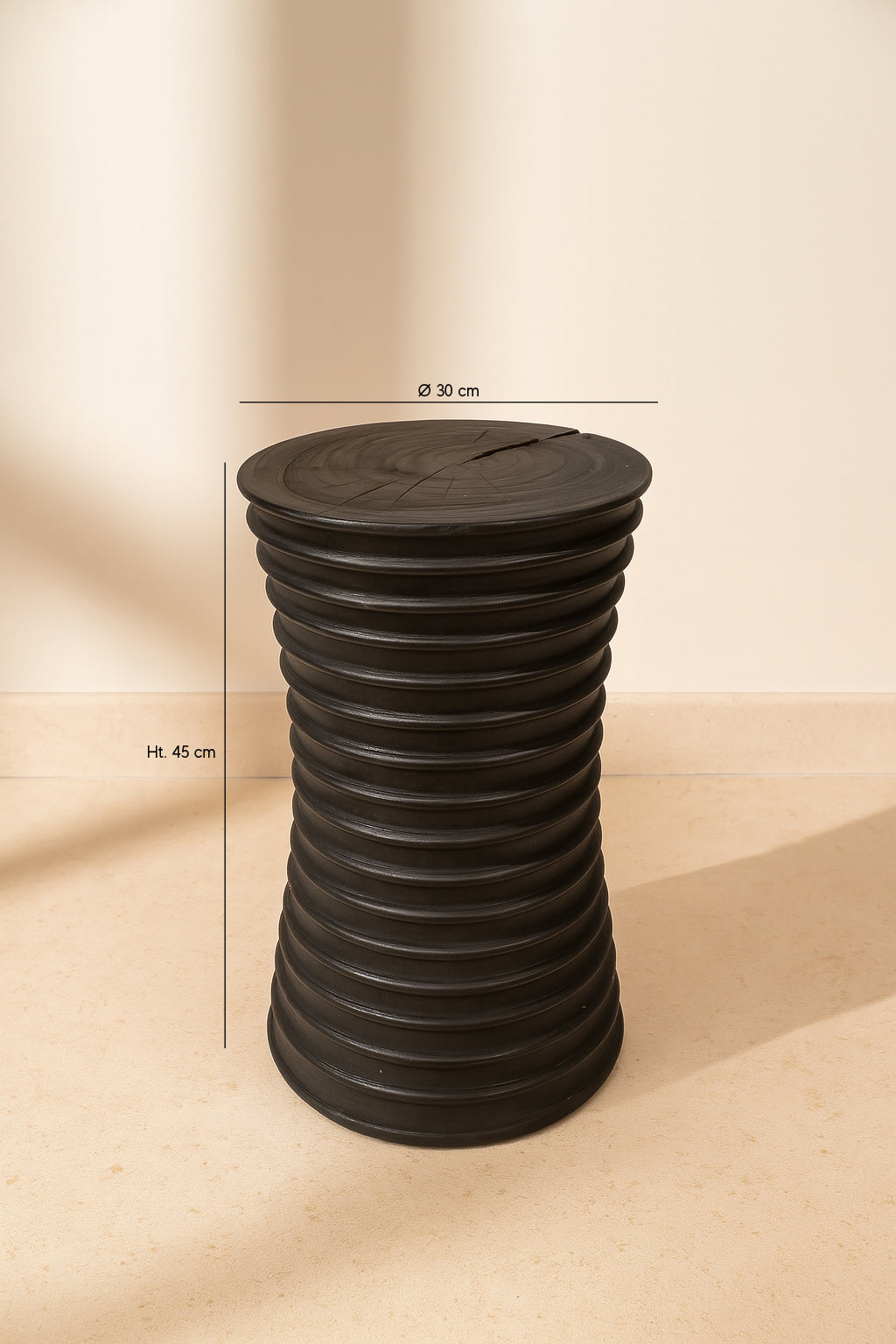 Dimensions Madi - Meuble d'appoint en bois d'acacia brûlé