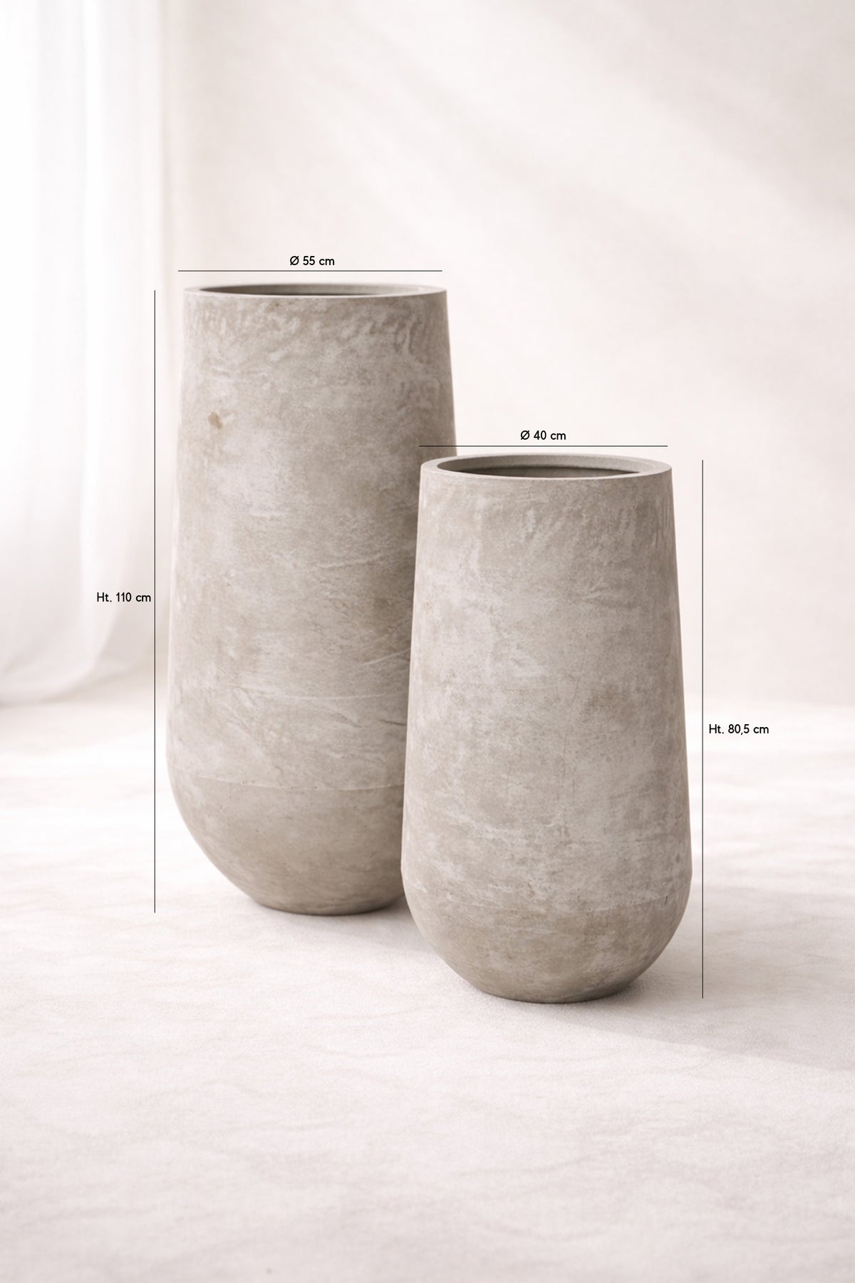 Dimensions Lot de 2 pots forme ronde Faro en fibre d'argile D40x40xH80,5cm/D55x55xH110cm