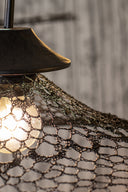 Irawa - Suspension en métal noir crocheté fait à la main