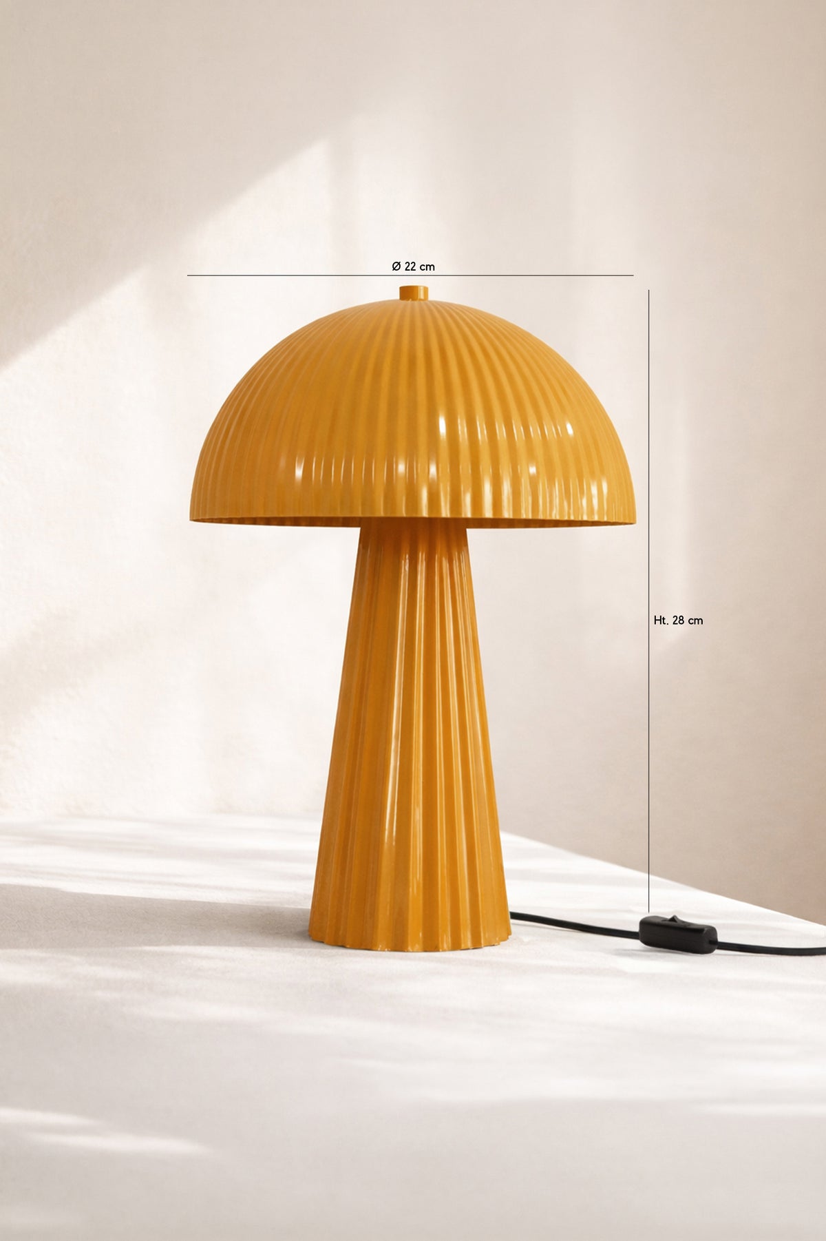 Dimensions Thalia - Lampe à poser en métal safran