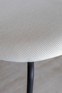 Ensemble table à manger rectangulaire 200x90cm en bois effet noyer Callao et 6 chaises en velours côtelé écru Riva