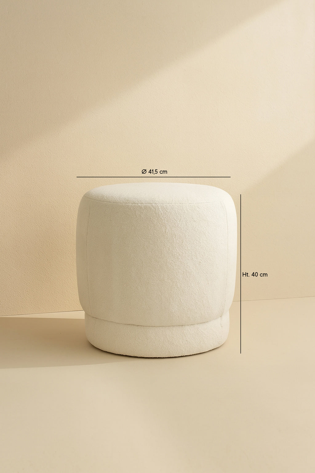 Dimensions Malo - Pouf en tissu bouclette écru