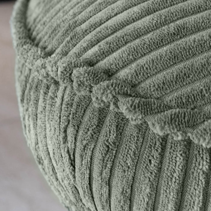 Fauteuil pivotant Funky en velours côtelé vert avec pieds métal noir 62x74x75 cm