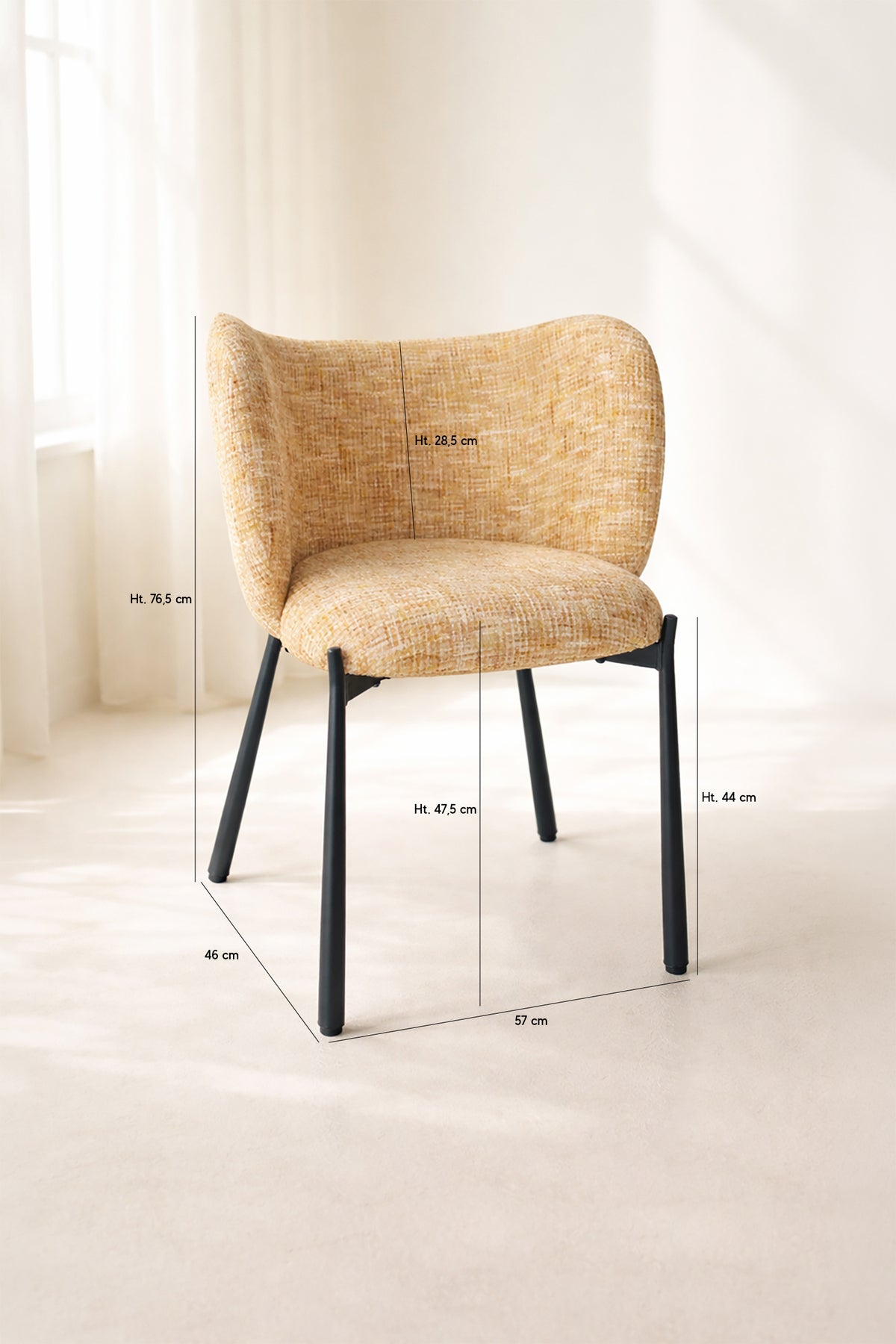 Dimensions Suzan - Lot de 2 fauteuils de table en métal noir et tissu tweed ocre