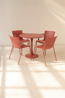 Montauk -  Ensemble table et 4 fauteuils de table intérieur en polypropylène et métal brique