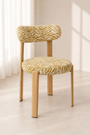 Lily - Lot de 2 chaises de table effet bois et tissu zébré safran