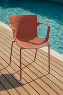 Montauk - Lot de 4 fauteuils de table extérieur en polypropylène et métal brique