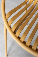 Calypso - Ensemble table et 4 fauteuils de table extérieur en polypropylène et métal ocre