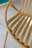 Calypso - Salon de jardin en polypropylène et métal ocre