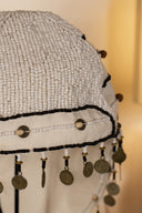 Sanath - Coiffe traditionnelle brodée de perles et de plumes