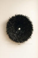 Kapau - Décoration en plumes de coq et coquillages noir