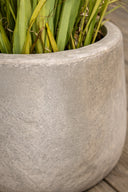 Lot de 2 pots bas forme ronde Faro en fibre d'argile D41x41x31,5cm/D55x55x40,5cm