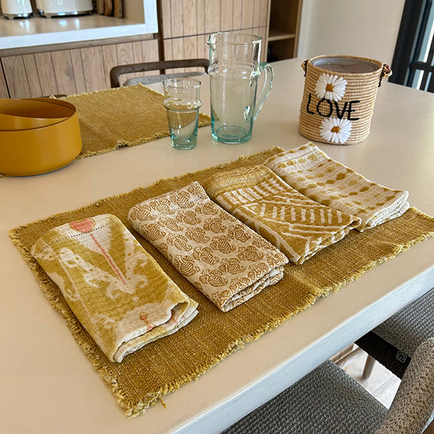 Lot de 4 serviettes de table Cedro en gaze de coton jaune mimosa