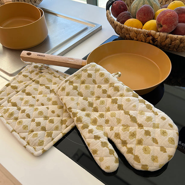 Set de cuisine Paolo en coton imprimé jaune mimosa