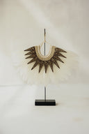Papua - Collier en plumes blanches et coquillages