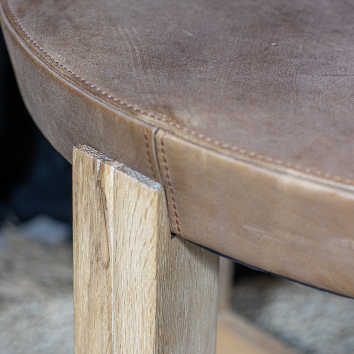 Table d'appoint Bangor en cuir avec pied en chêne massif H 40 cm