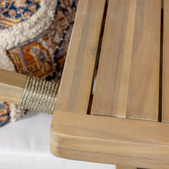 Table haute Saona en bois d'acacia avec quatre fauteuils cordés